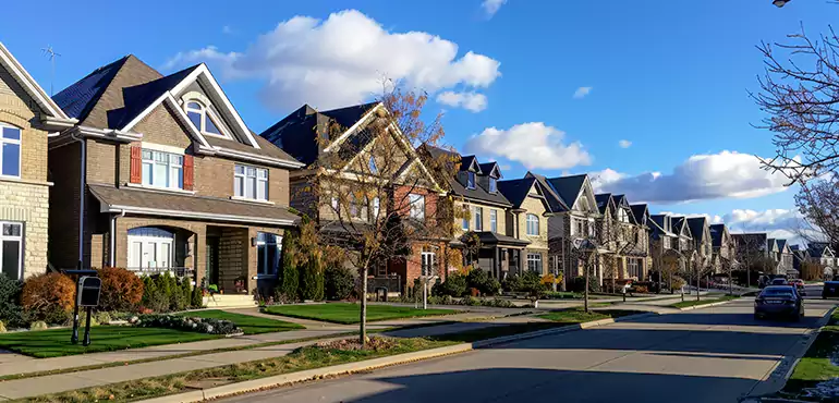 Why Choose Us for Selling Your Foreclosed House in Fort Wayne, IN?